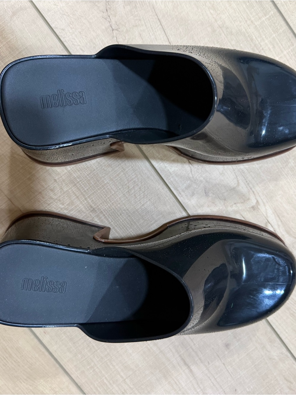 Melissa Mia Women's Closed-Toe Waterproof Mule Black Size 7